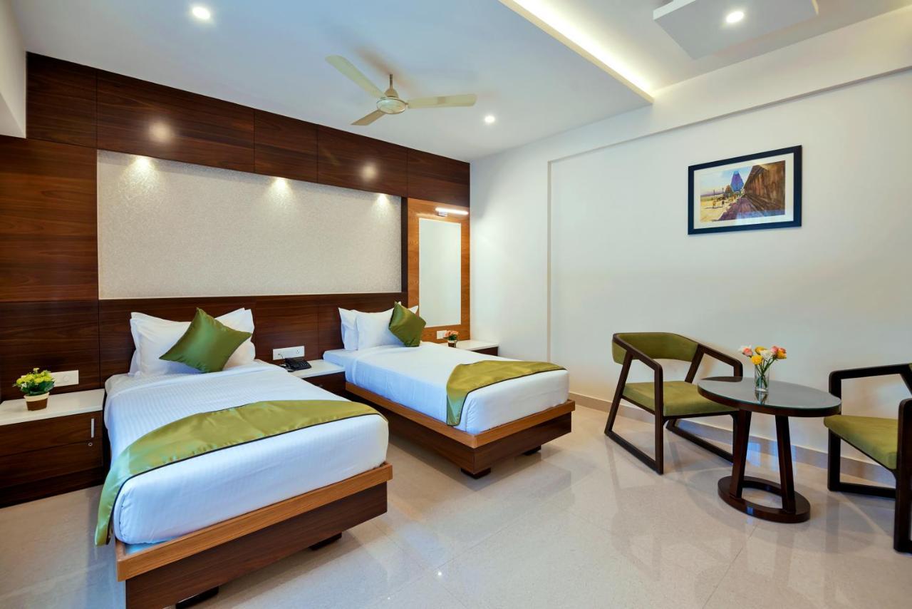 Vanusa Residency Bangalore Exterior photo