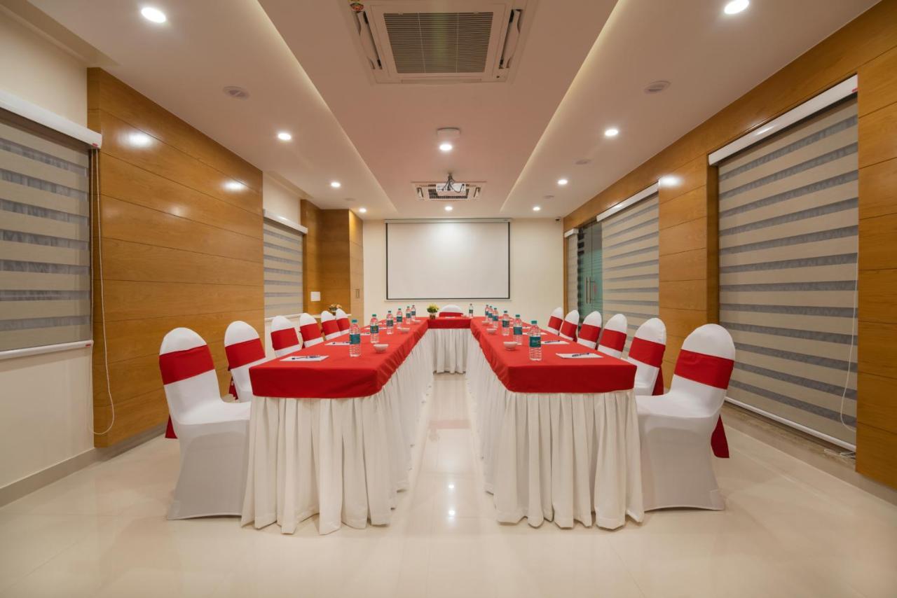 Vanusa Residency Bangalore Exterior photo